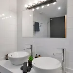 Modern 2br In Riviera Near & Marbella Διαμέρισμα